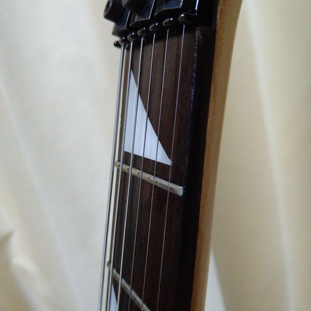 エレキギター　アリアプロII　DUNCAN DESIGNEDピックアップ