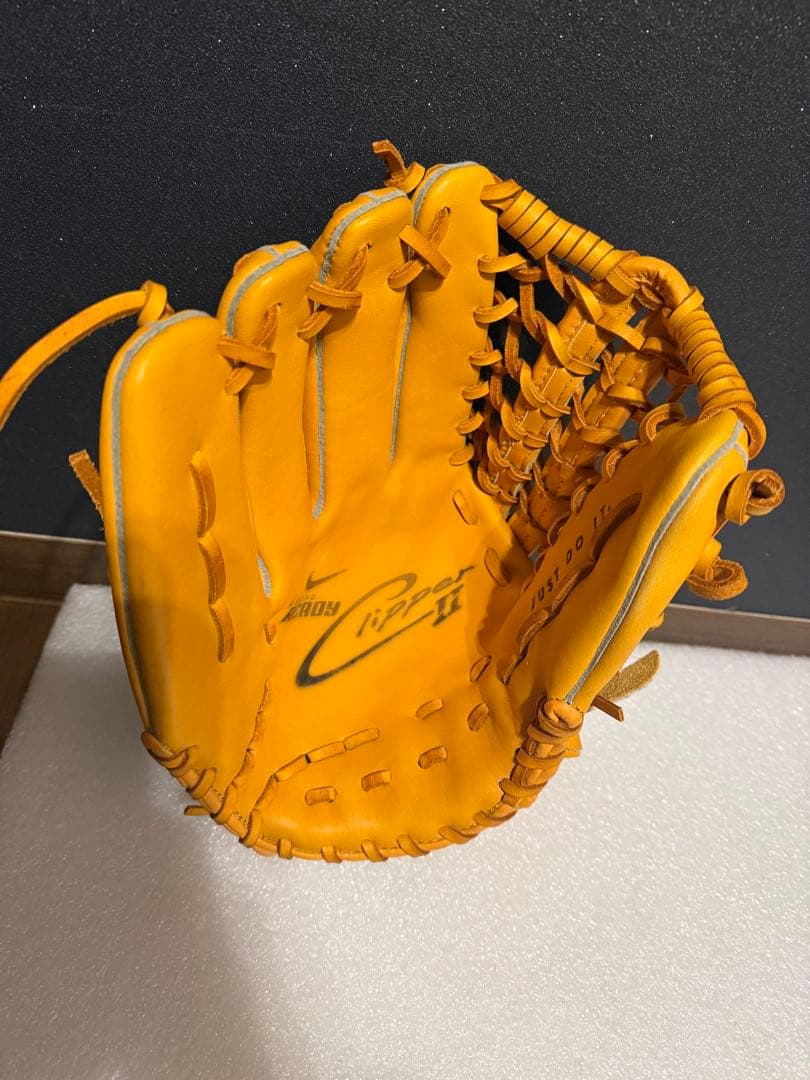 ★屋外未使用★ NIKE ナイキ 一般軟式用 良型 革質◎ サウスポー 左