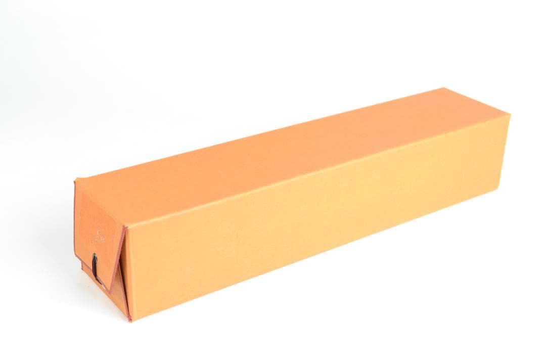 茶道具　一行軸「松無古今色」　三玄院前住職　藤井誡堂師筆