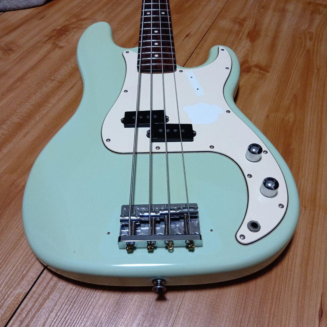 ベース Squier Classic Vibe 60's Precision Bass