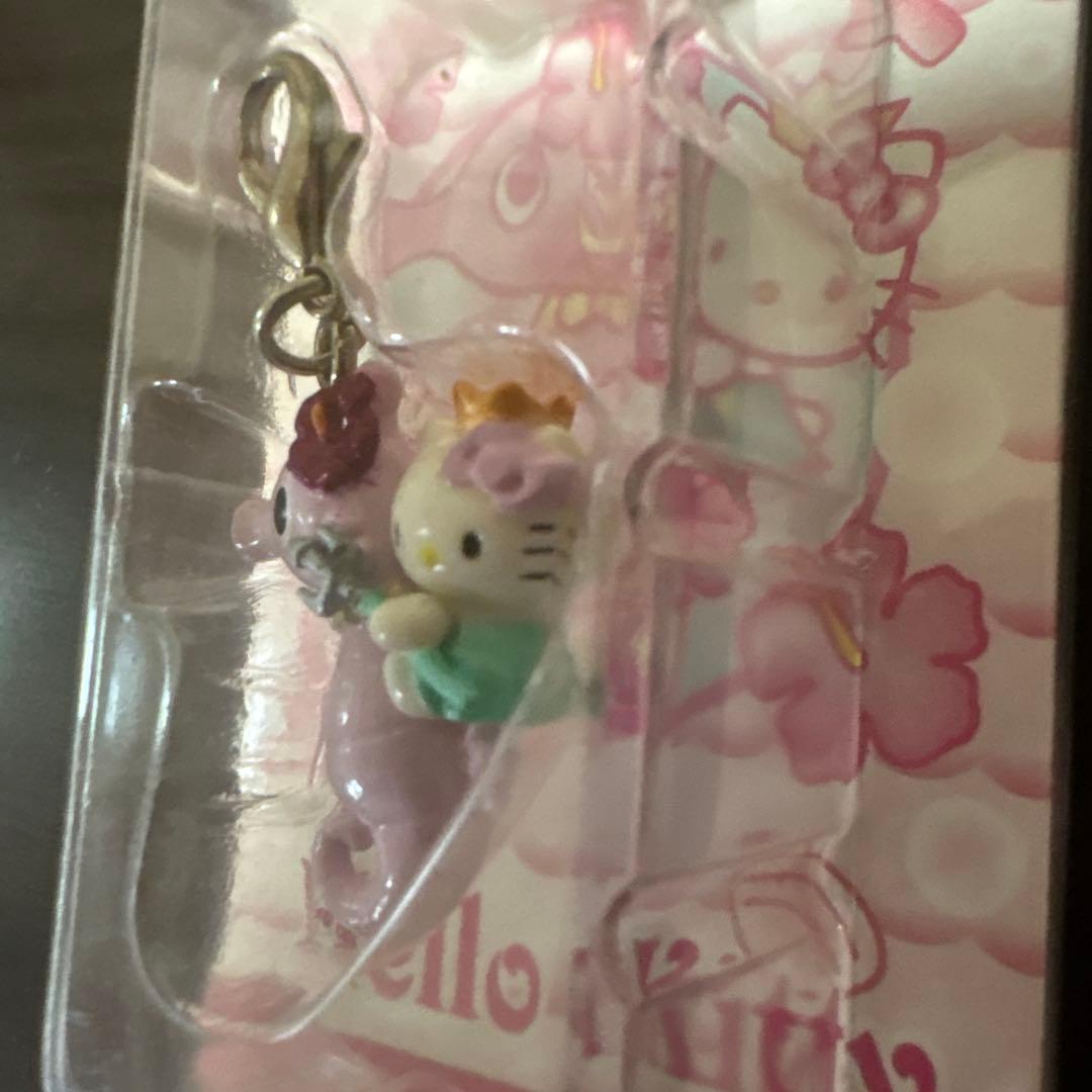 ハローキティ　タツノオトシゴ　ファスナーマスコット