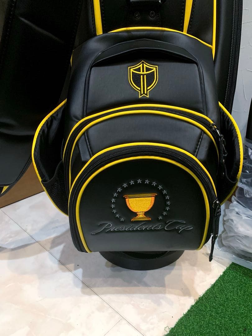 美品　即完売品　限定　ベゼル　VESSEL プレジデンツカップ　キャディバッグ