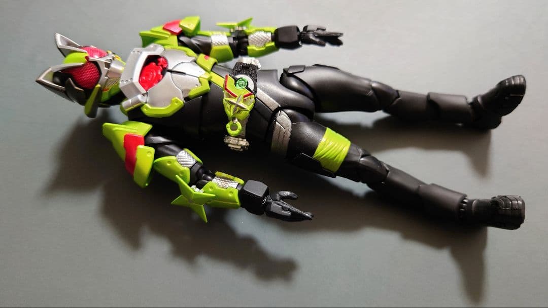 S.H.Figuarts 仮面ライダータイクーン (開封品) 2体セット