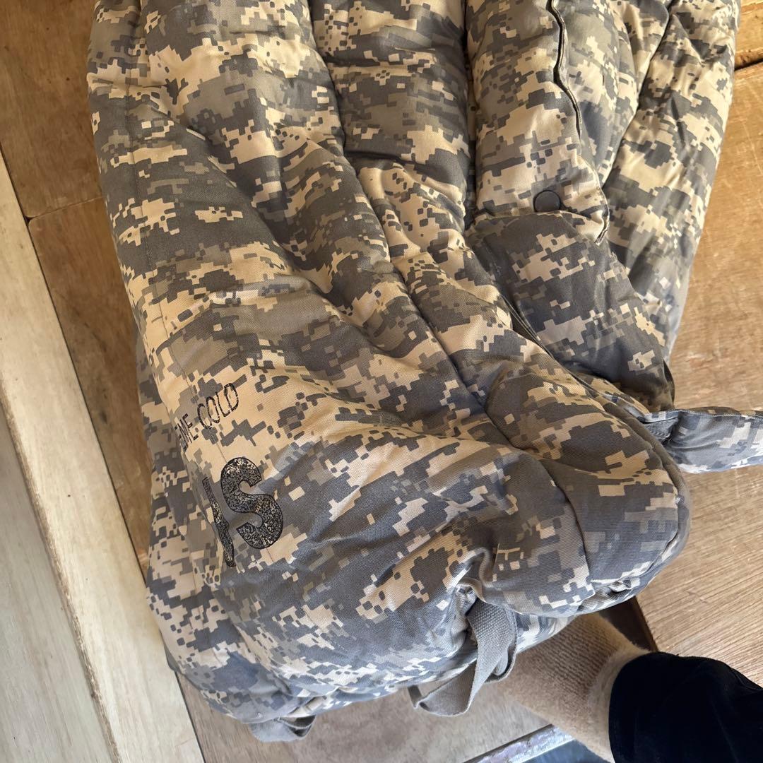 XTONZ シュラフ ダウン100% ミリタリー 新品 710688