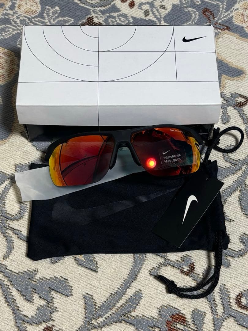 asukaさん専用 ナイキ サングラスTRAINER M 未使用品