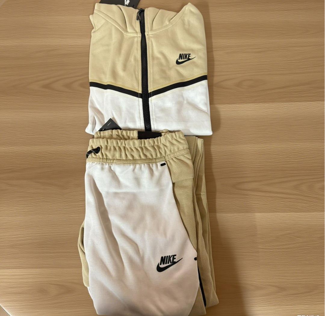 Nike ジャージ上下セット mサイズ