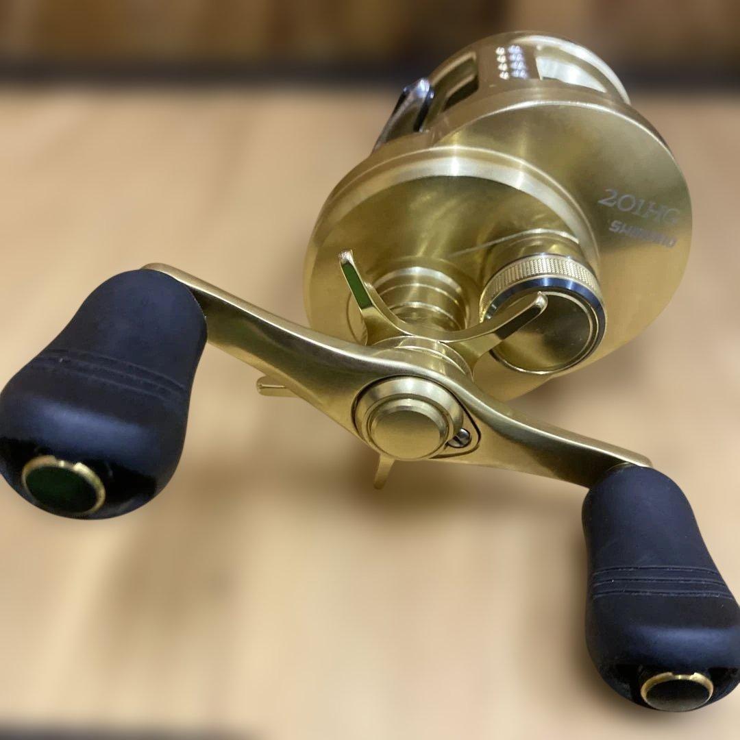 シマノ　カルカッタコンクエスト　201 HG ハイギア　左　ルアー