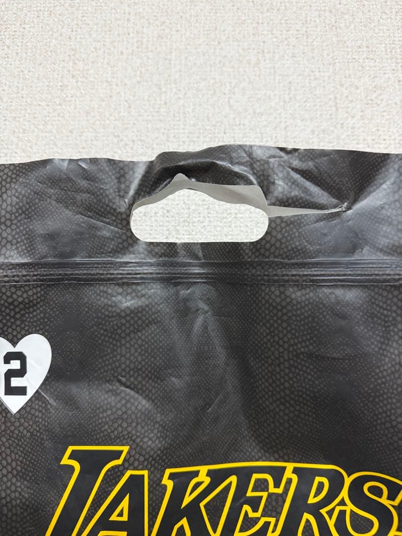 【LAKERS】非売品 希少 コービー・ブライアント 8番 ユニフォーム