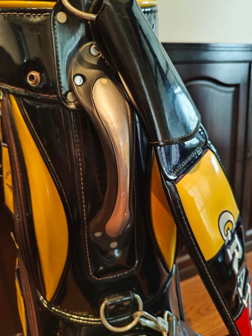 グランプリ　エナメル　キャディバック