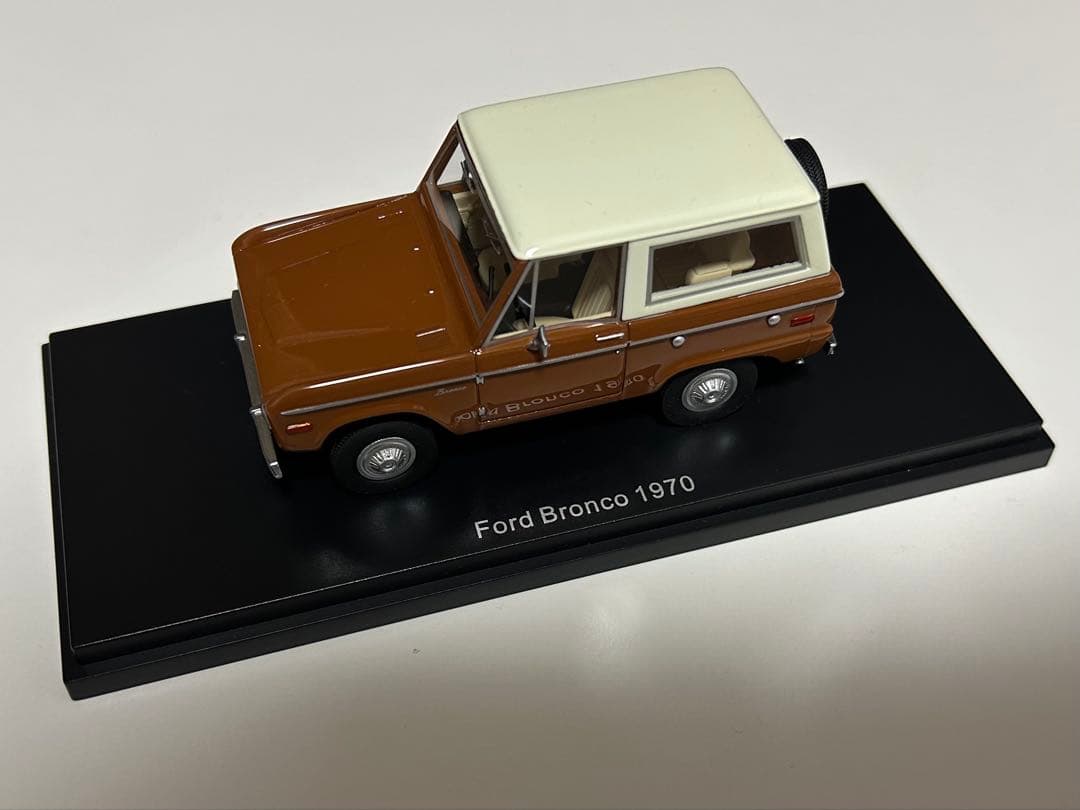 ミニカー BoS Ford Bronco 1970