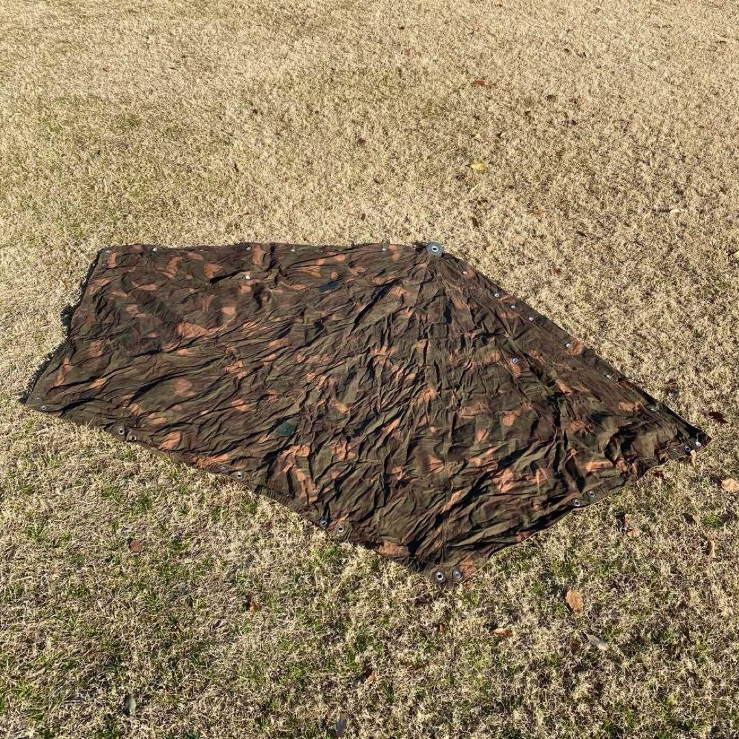 ハンガリー軍幕④　ポンチョ　２枚　ポール・ペグセット　 ワンポールテント