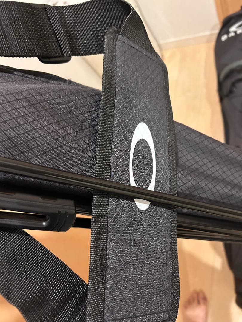 オークリー美品　キャディバッグとセルフスタンドのセット