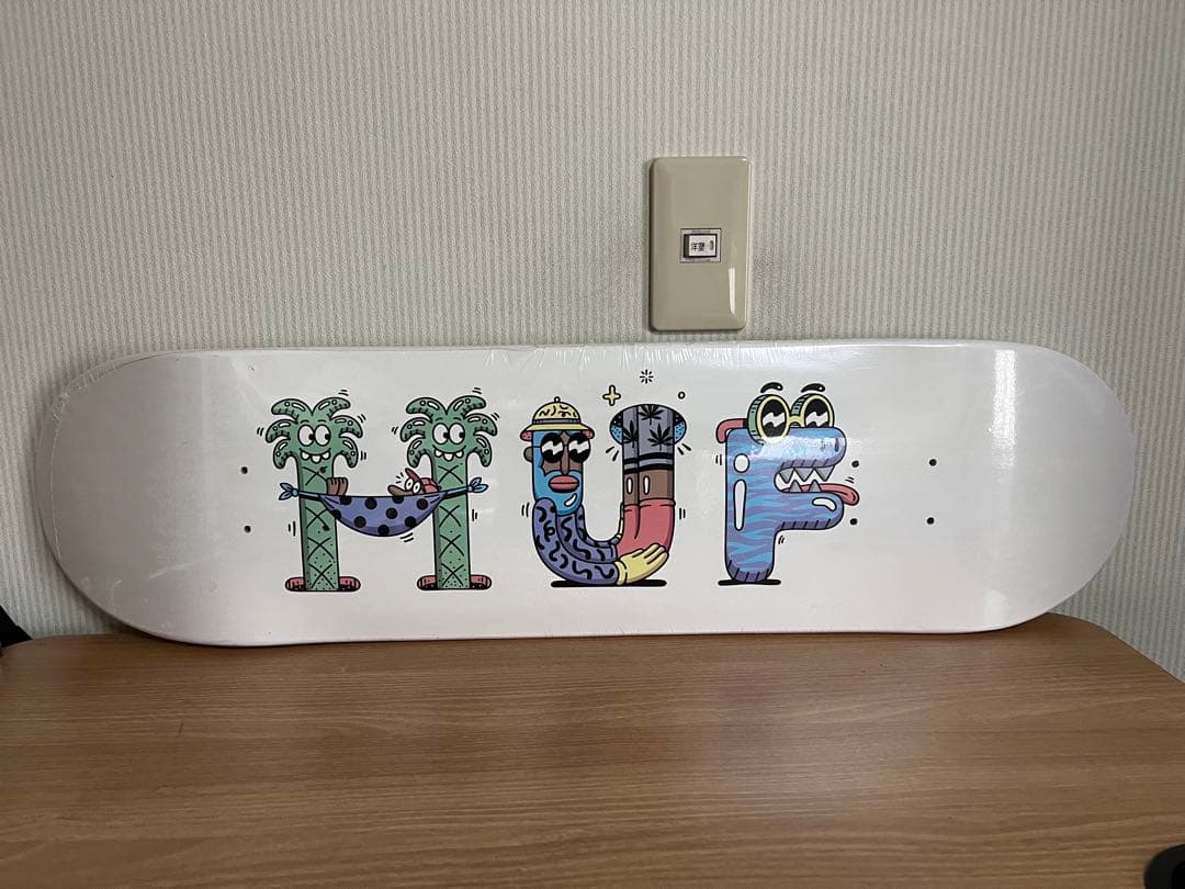 新品　HUF スケートボードデッキ Steven Harrington スケボー