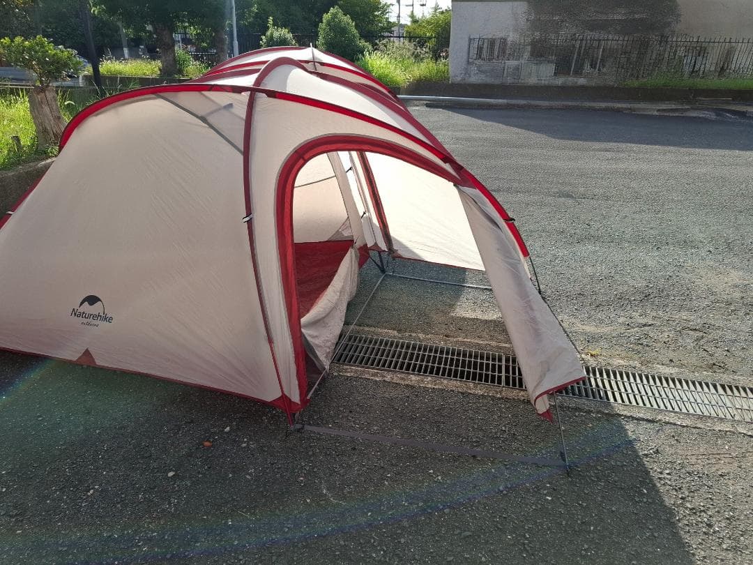 テント（ネイチャーハイク　ハイビー3）　2セット（1セットはポール等損傷あり）