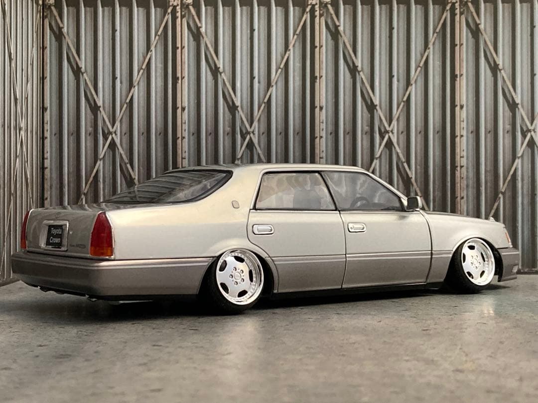 リュウ 1/24 トヨタ マジェスタ（カスタム品）