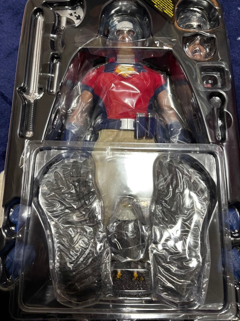 ホットトイズ　1/6スケール ピースメーカー フィギュア