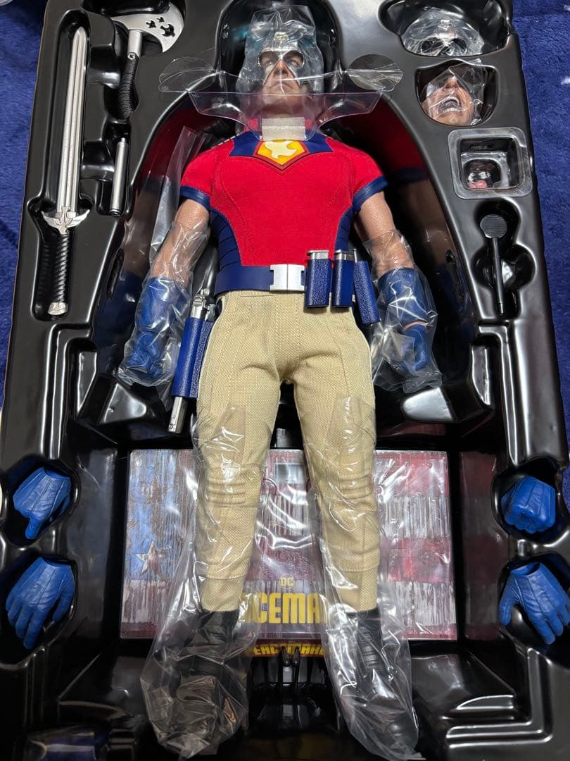 ホットトイズ　1/6スケール ピースメーカー フィギュア