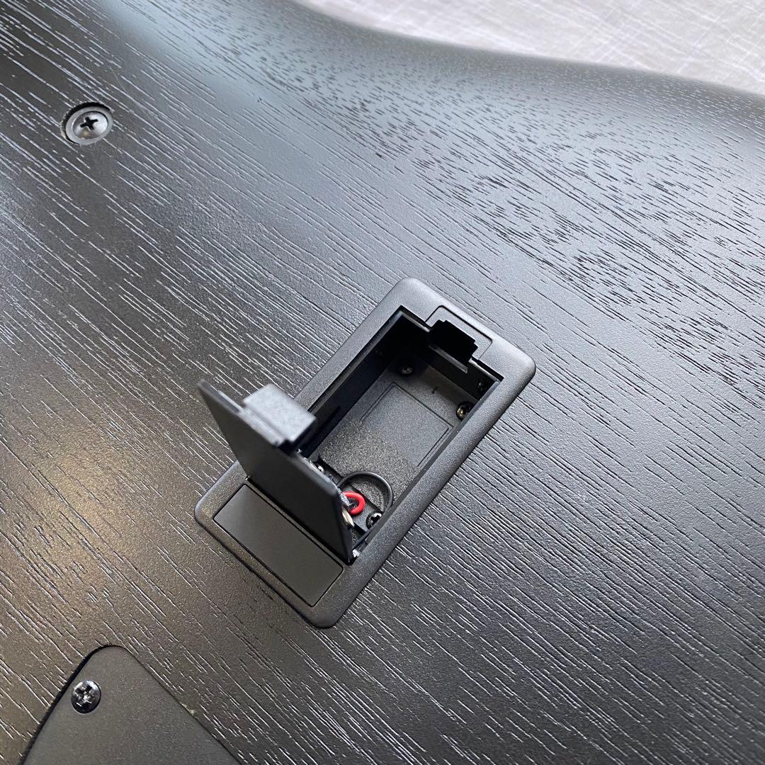 Ibanez ベース SR300EB 木目 ブラック