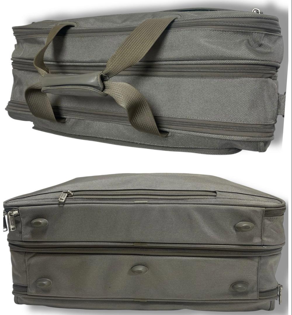 トゥミ　TUMI ビジネス　旅行バッグ　希少品　大谷用　グレー　ショルダーバッグ