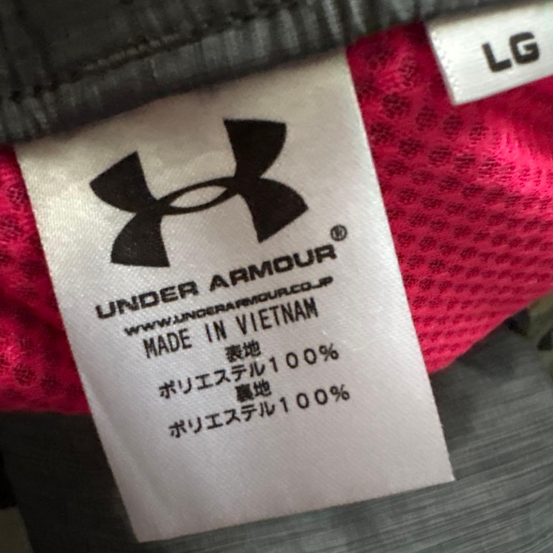 Under Armour フード付きウィンドブレーカー　上下セット