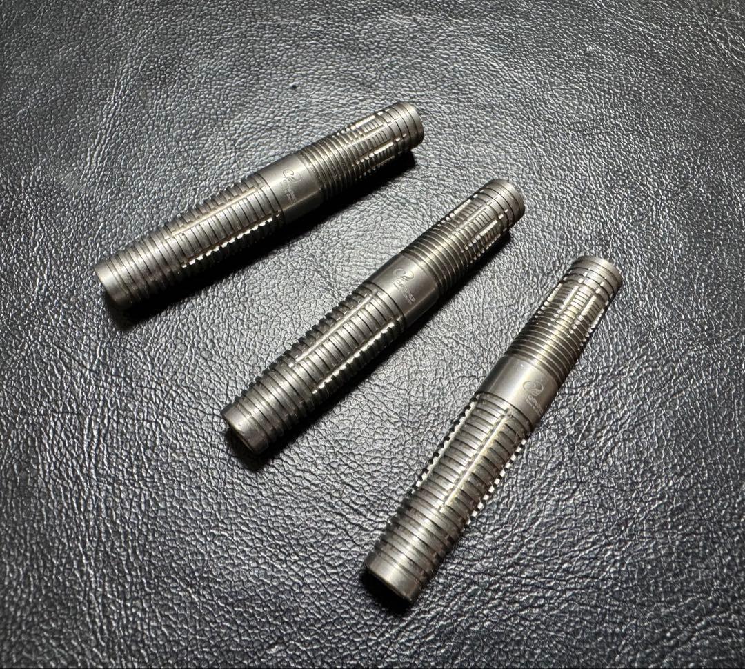 激レア 30セット限定 コスモダーツ TATSUYUKI ABE 安陪辰之モデル