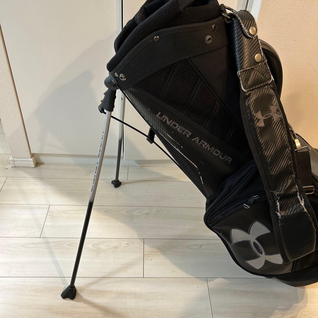 希少　UNDER ARMOUR アンダーアーマーキャディバッグ ブラック　ゴルフ