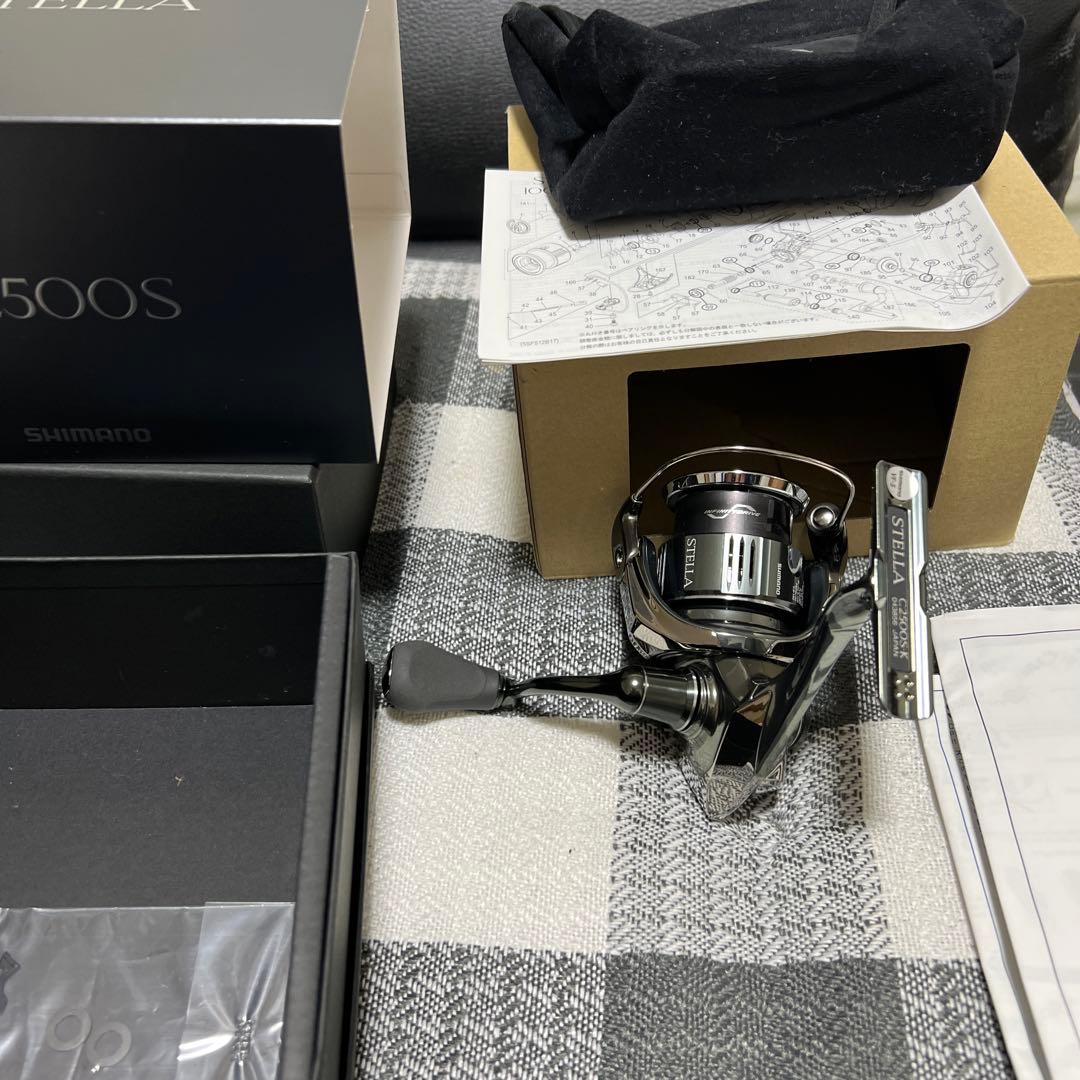 新品　未使用　保管品　シマノ 22ステラ C2500S シマノ