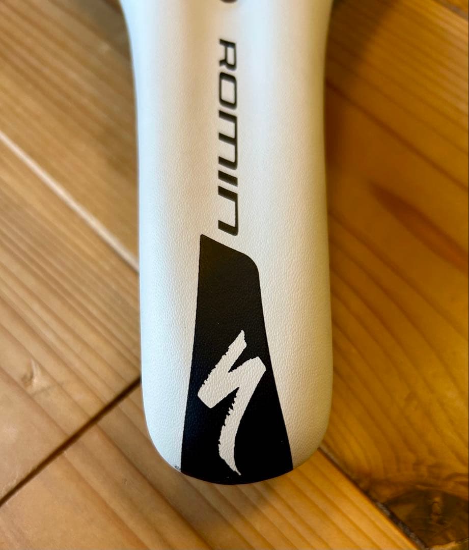 SPECIALIZED S-WORKS Romin カーボンサドル 155