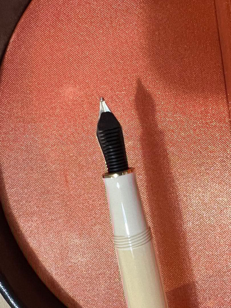 筆記具 Pelikan Souveran M320 Pearl White