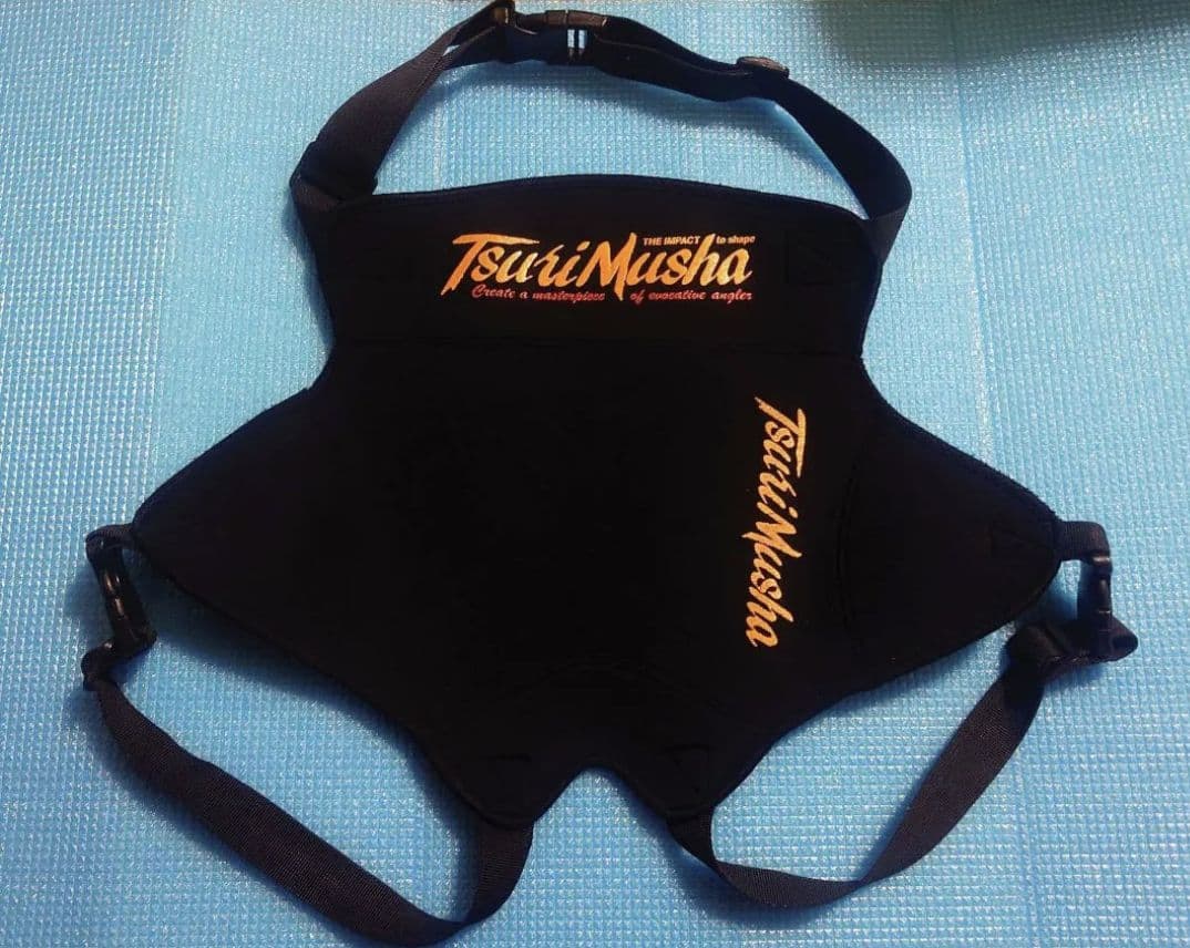 トオル、釣武者ライフジャケット、ウキポーチ、ピンオンリール、ヒップガード