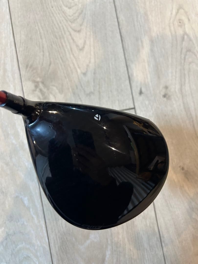 Qi10ドライバー9.0度　カスタムシャフト　ベンタスTRレッド6S