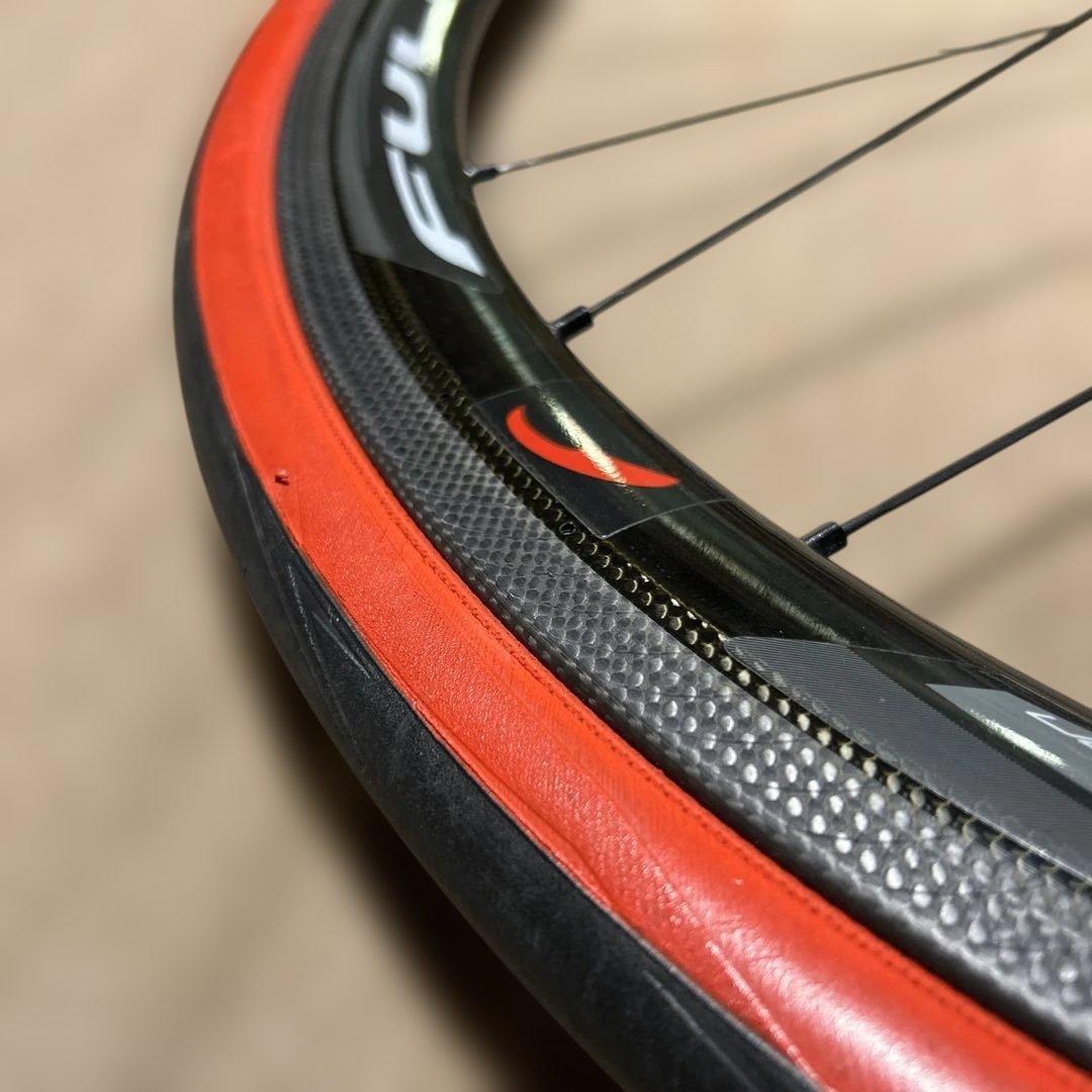 フルクラムレーシングクアトロ クリンチャー+ ミシュランタイヤ