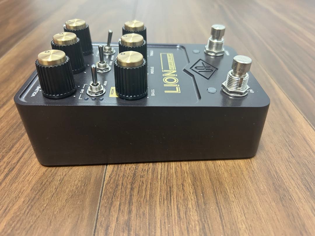 ギター UNIVERSAL AUDIO LION 58 SUPER LEAD AMP