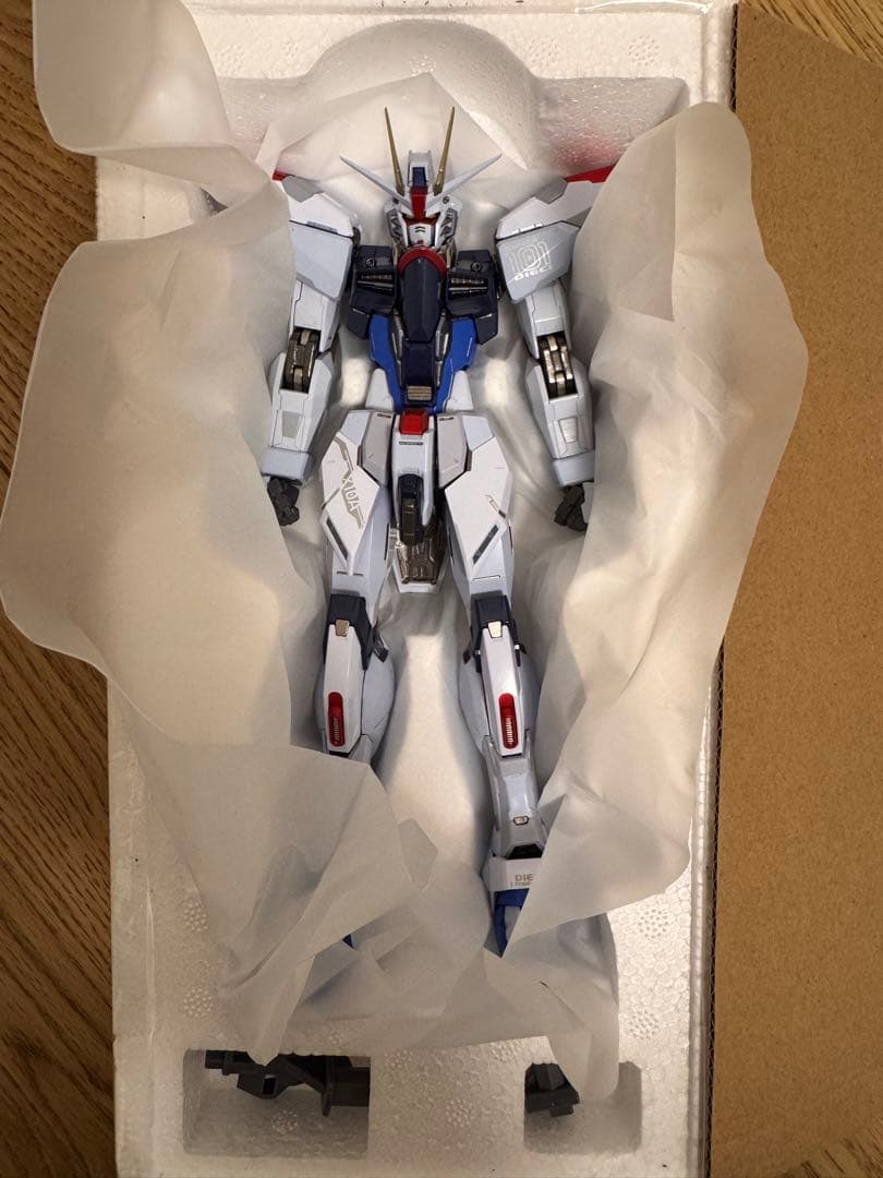 ロボット L BUILD FREEDOMGUNDAM SPARKLEVer
