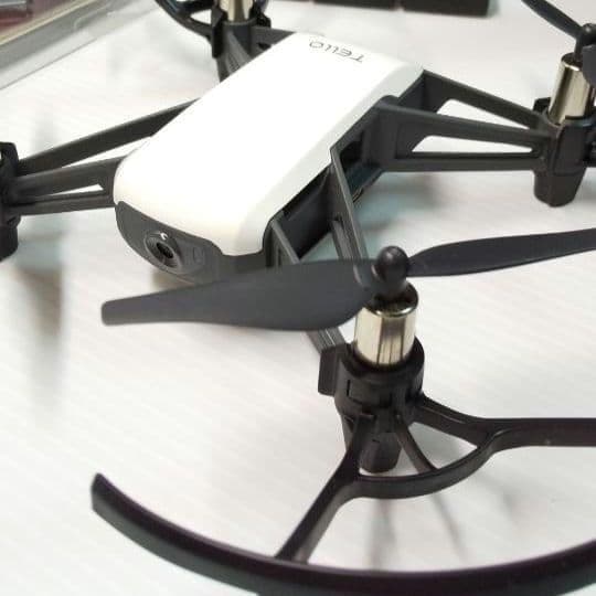 ドローン Tello 送信機 フルセット（VRゴーグル付き）