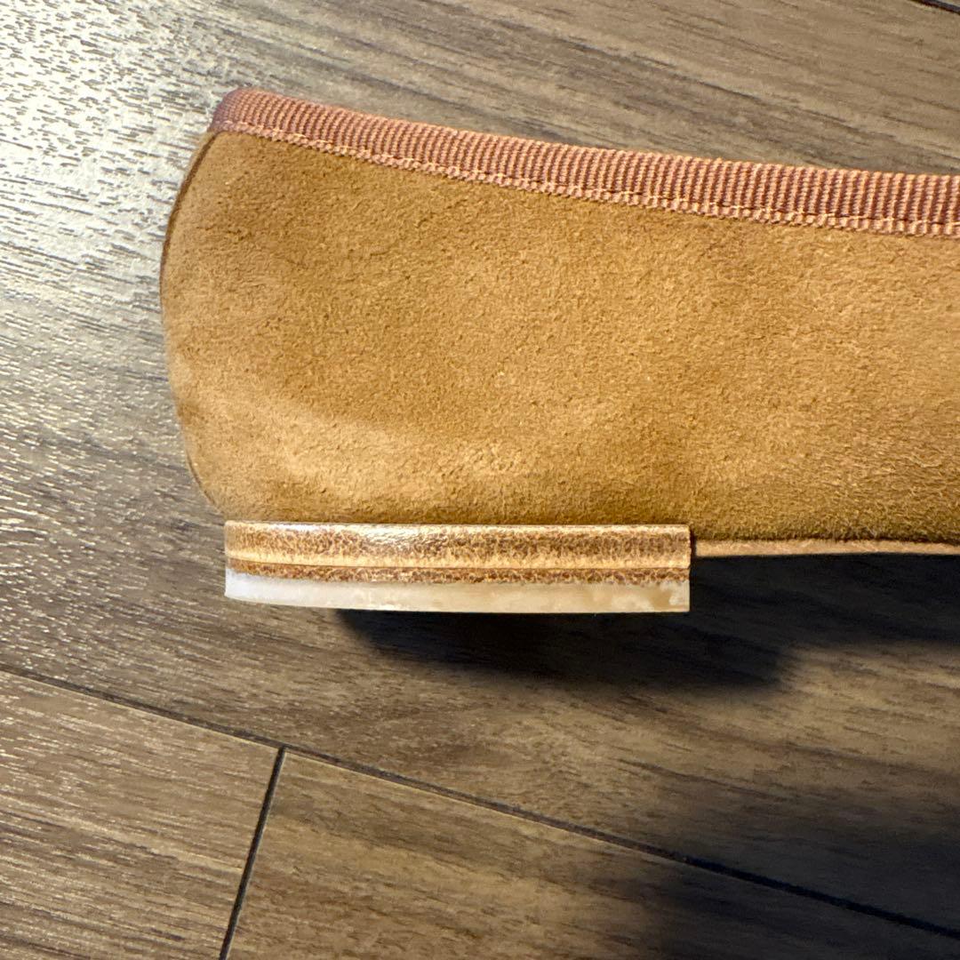 【新品未使用】レペット　バレエシューズ（サイズ37）キャメル色