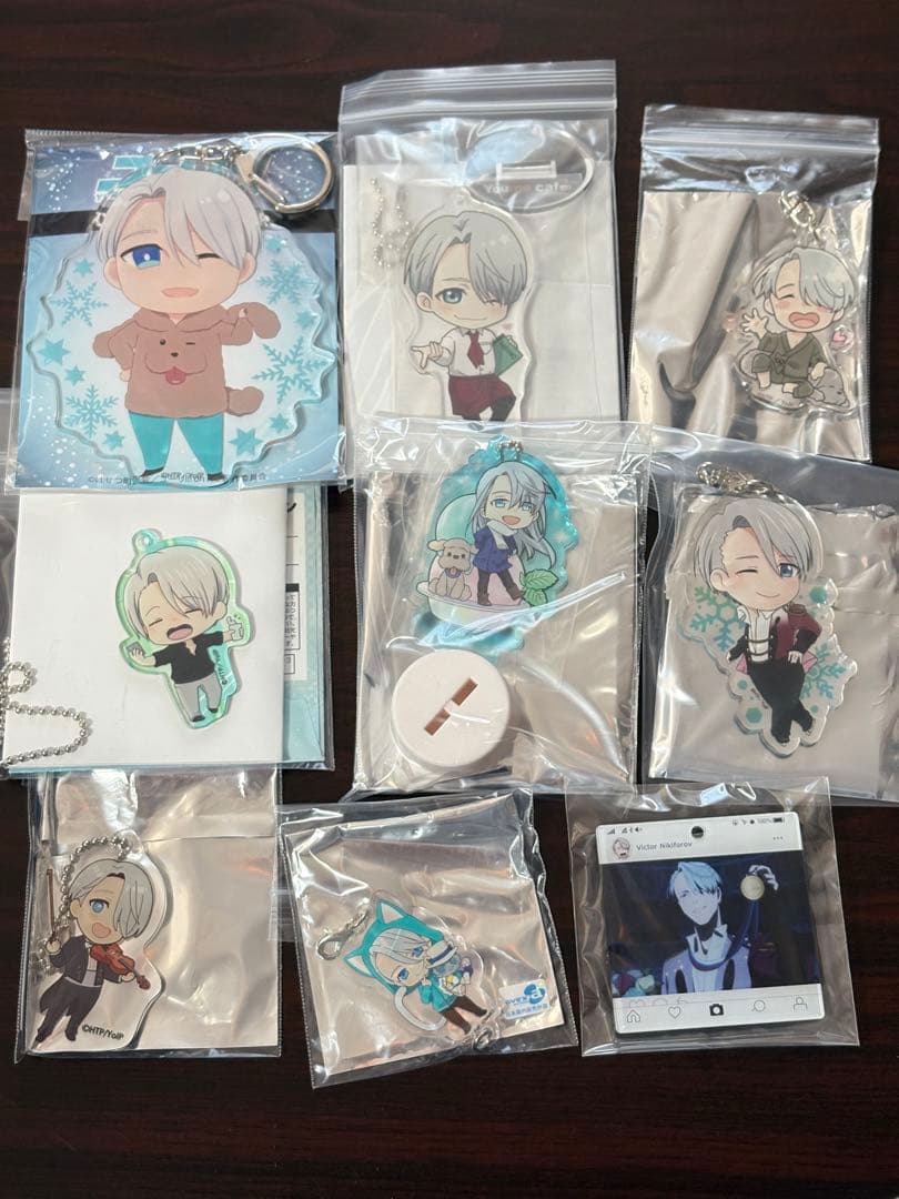 ユーリ!!! on ICE ヴィクトル グッズ 34点セット