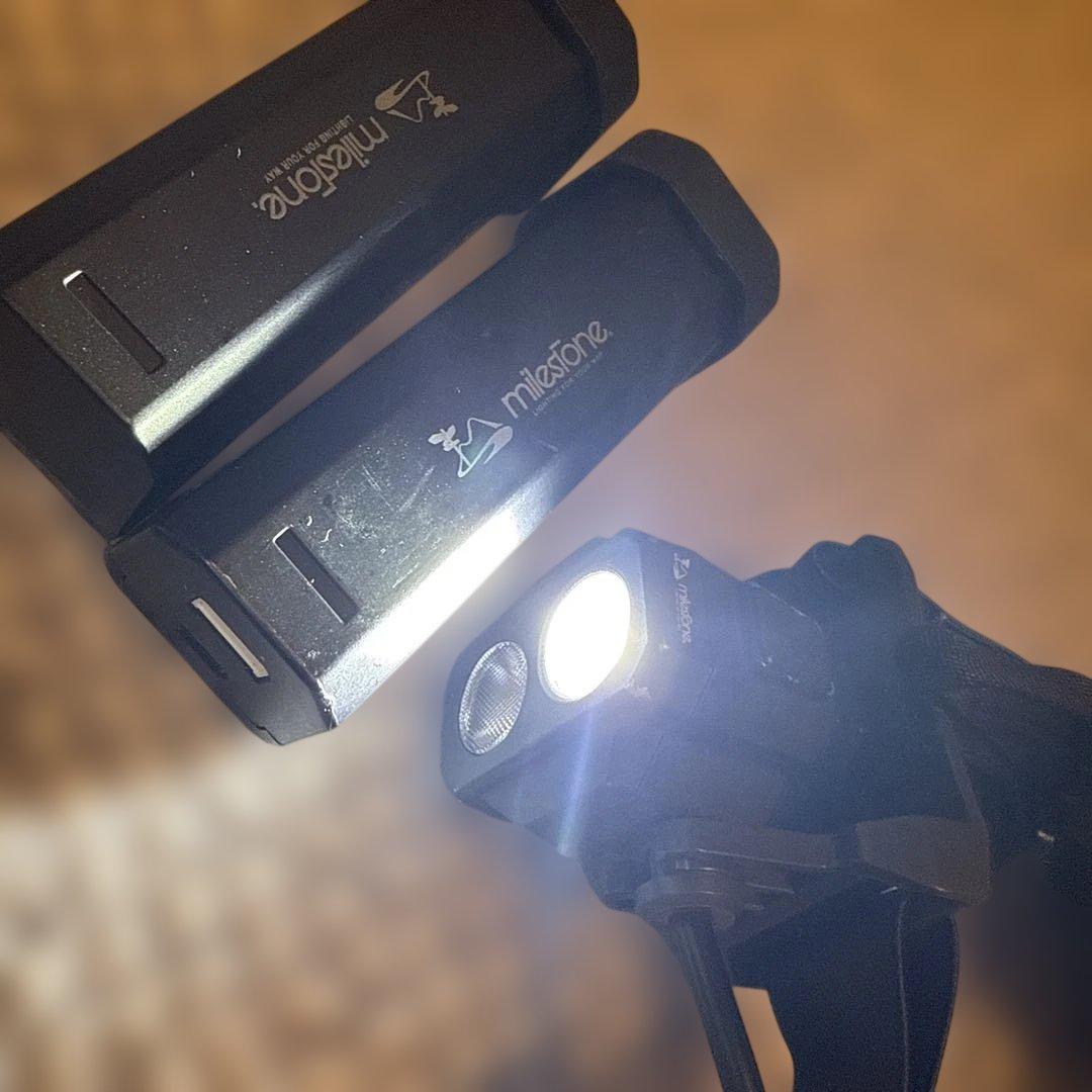 マイルストーンヘッドライト　トレイルマスター　バッテリー3個付