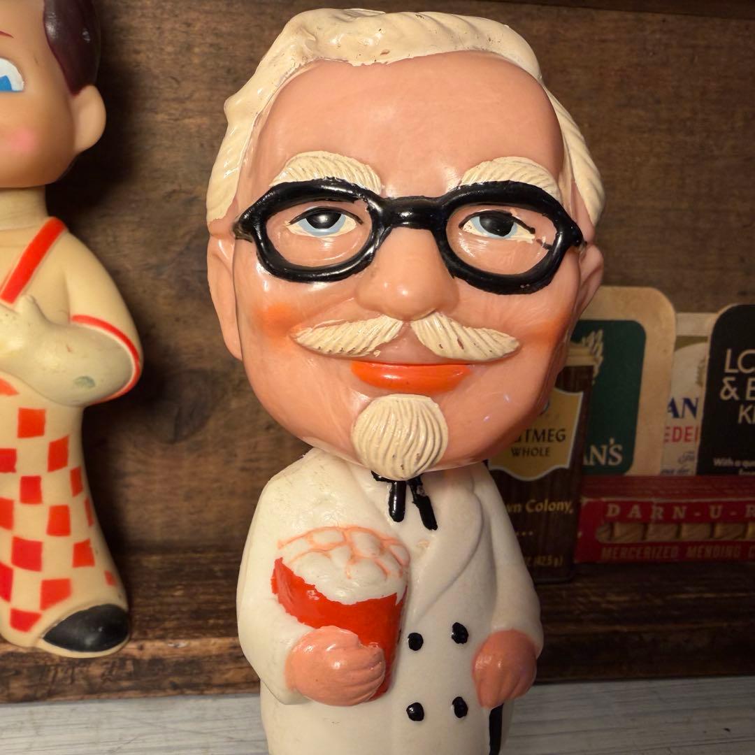 1960s ケンタッキー　カーネルサンダース　ボビングヘッド　ビンテージ