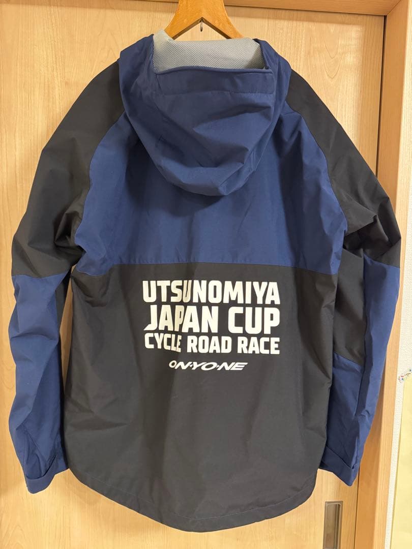 2024宇都宮ジャパンカップ スタッフジャケット　おまけのストラップ付き