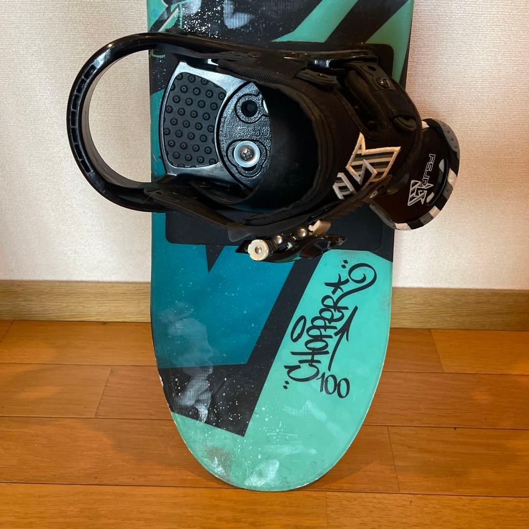 子供用　スノーボード 青黒ストライプ バインディング付き