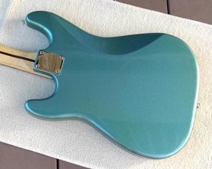 ✨未使用レアモデル✨Fender SQUIER Stratocaster