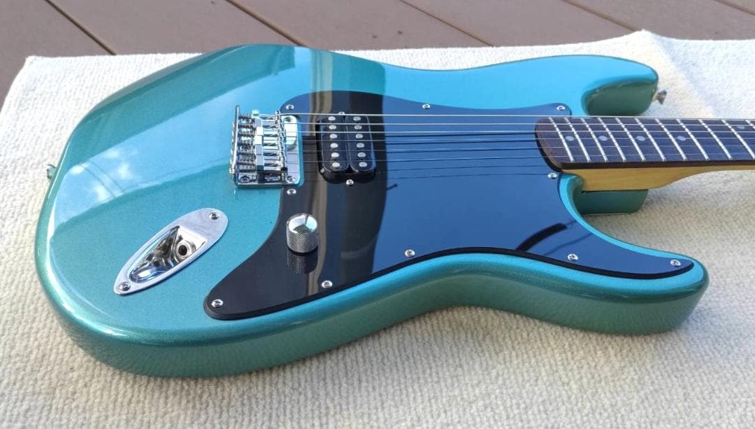 ✨未使用レアモデル✨Fender SQUIER Stratocaster