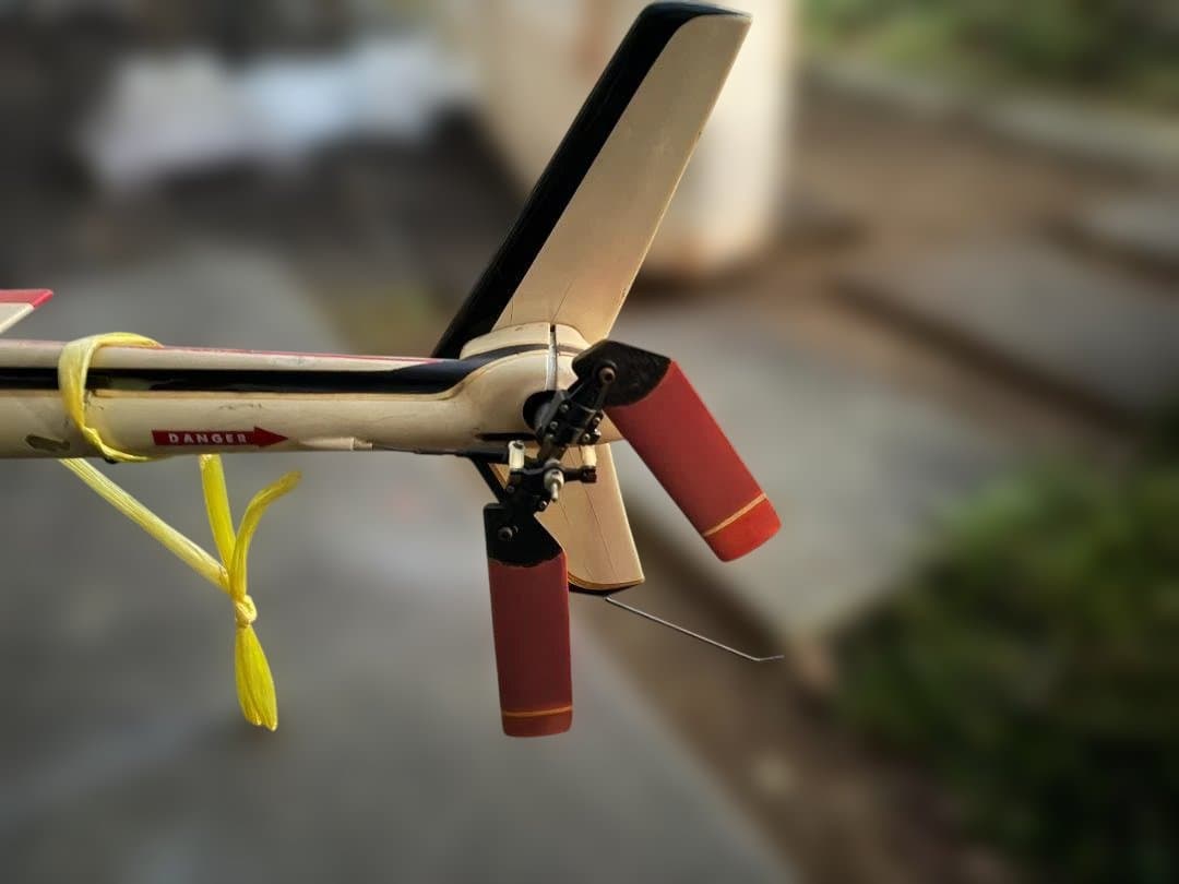 60エンジン　ラジコンヘリ(ジャンク)