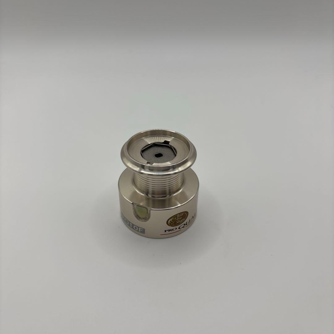 BassProShops PRO QUALIFIER 10F チタン リール