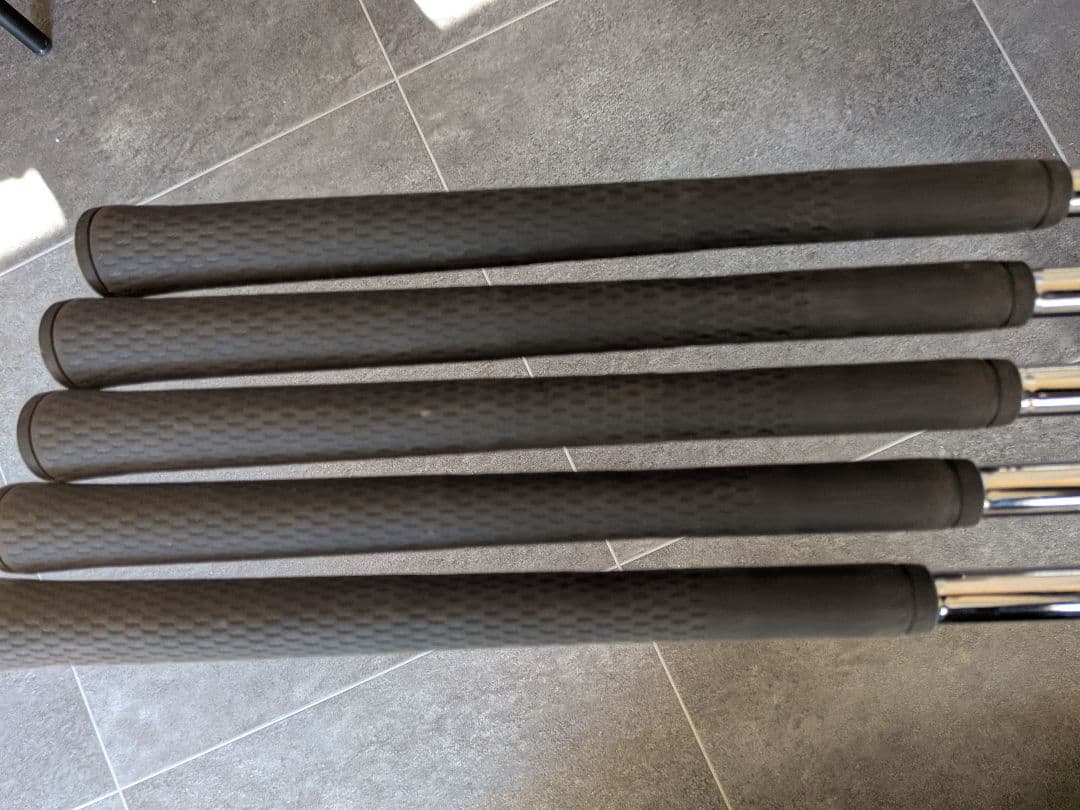 ●メーカーカスタム　美品●スリクソンZXi7 DGS-200 5本（6-P）