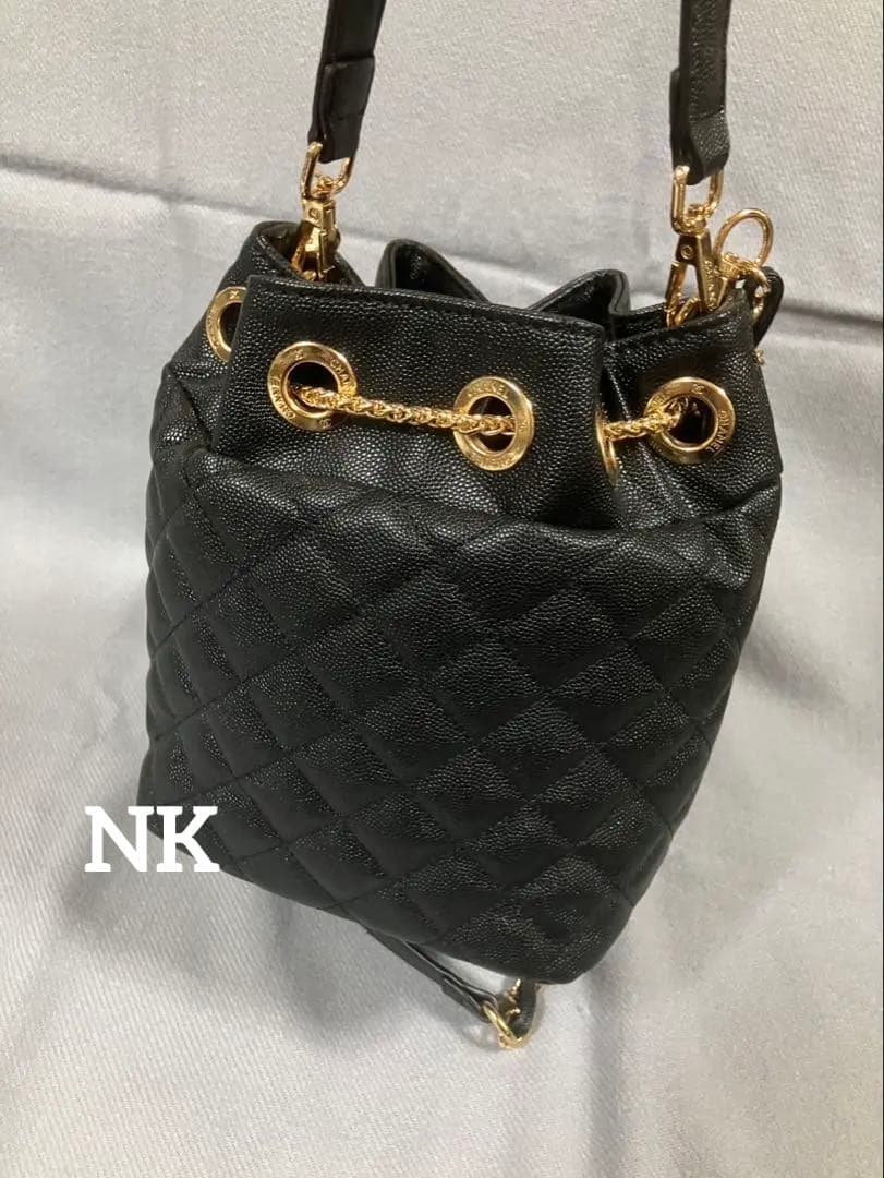 レザー　巾着ショルダーバッグ　シャネル　ノベルティ　3way VIP （2）