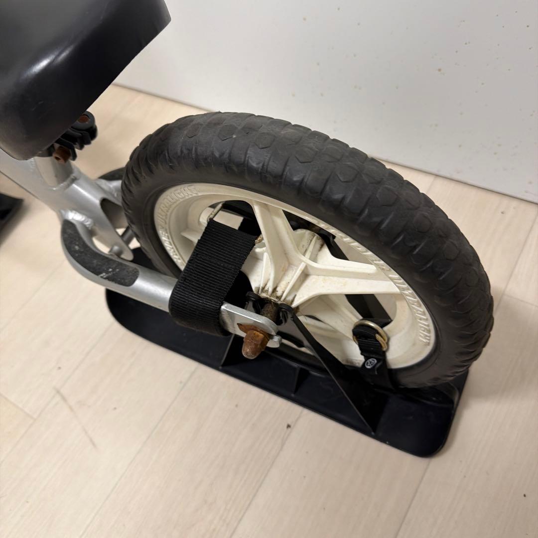 【寒波到来！！】STRIDER ランバイク 12インチpro シルバー 雪山仕様