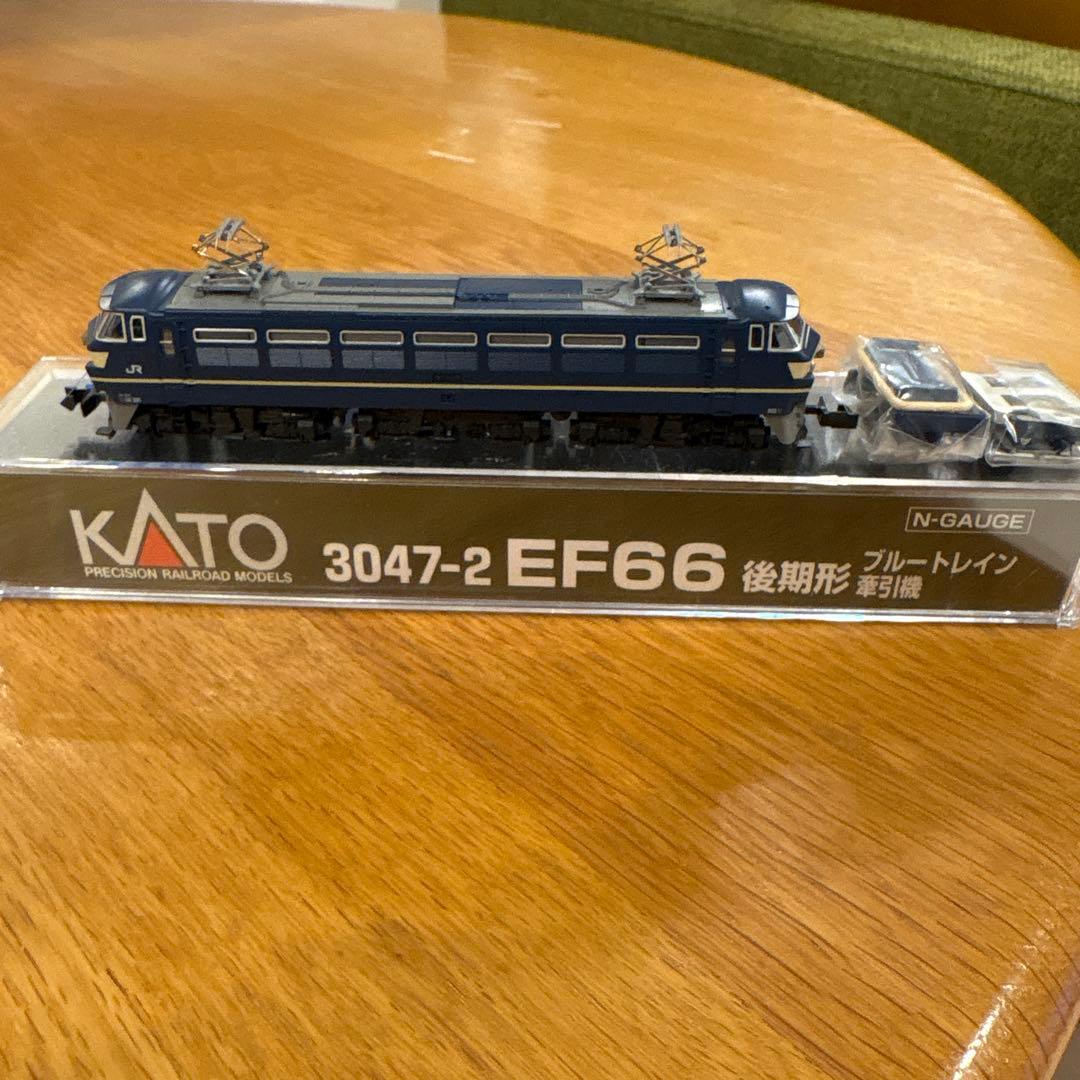 KATO 3090-2 EF66 後期形ブルートレイン牽引機
