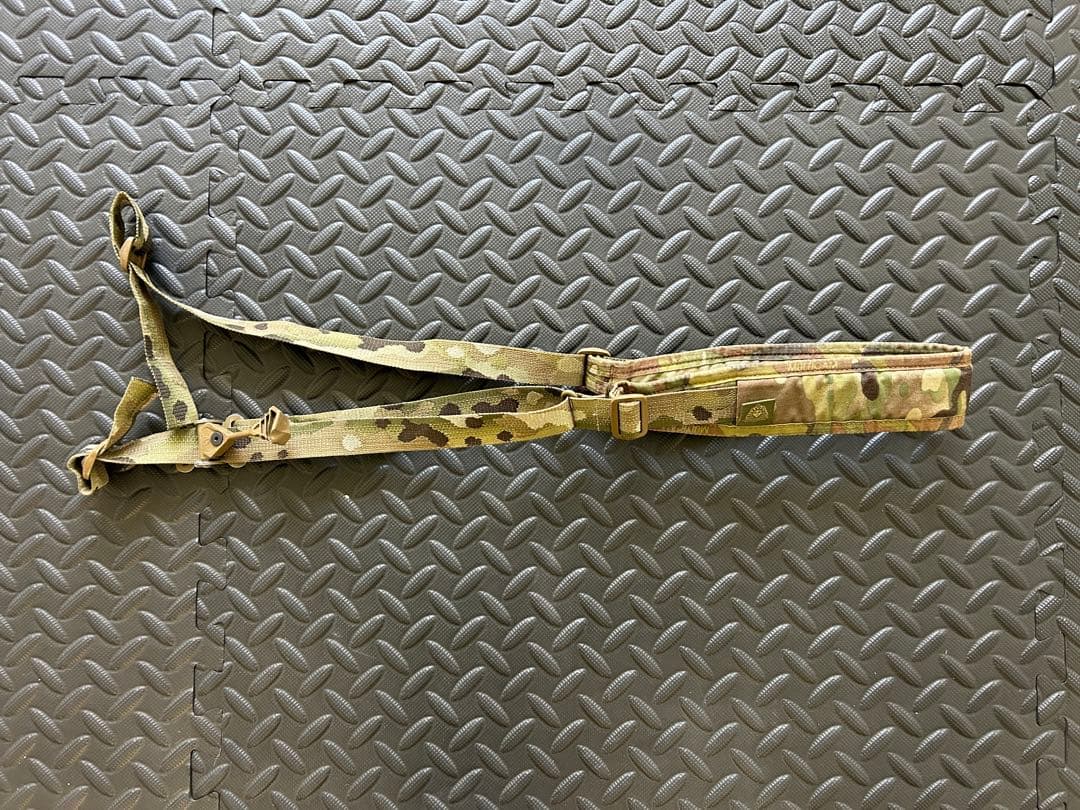 ferro concept フェロー　スリングスター